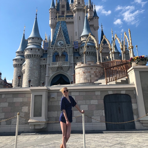 Welcome to my closet! - Picture 1 of 5